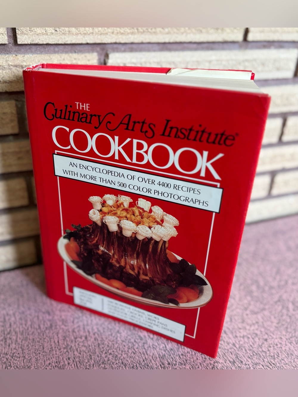 80's "Culinary Arts Institute Cookbook" - Encyclopedia of Recipes - Cook Book